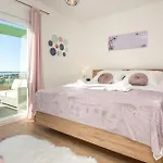 Stunning In