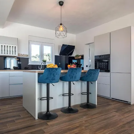 Holiday home Gorgeous In With Wifi